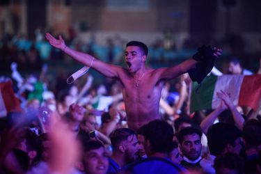 🎥 | Italië ontploft: zo ziet Rome eruit na de gewonnen EK-finale