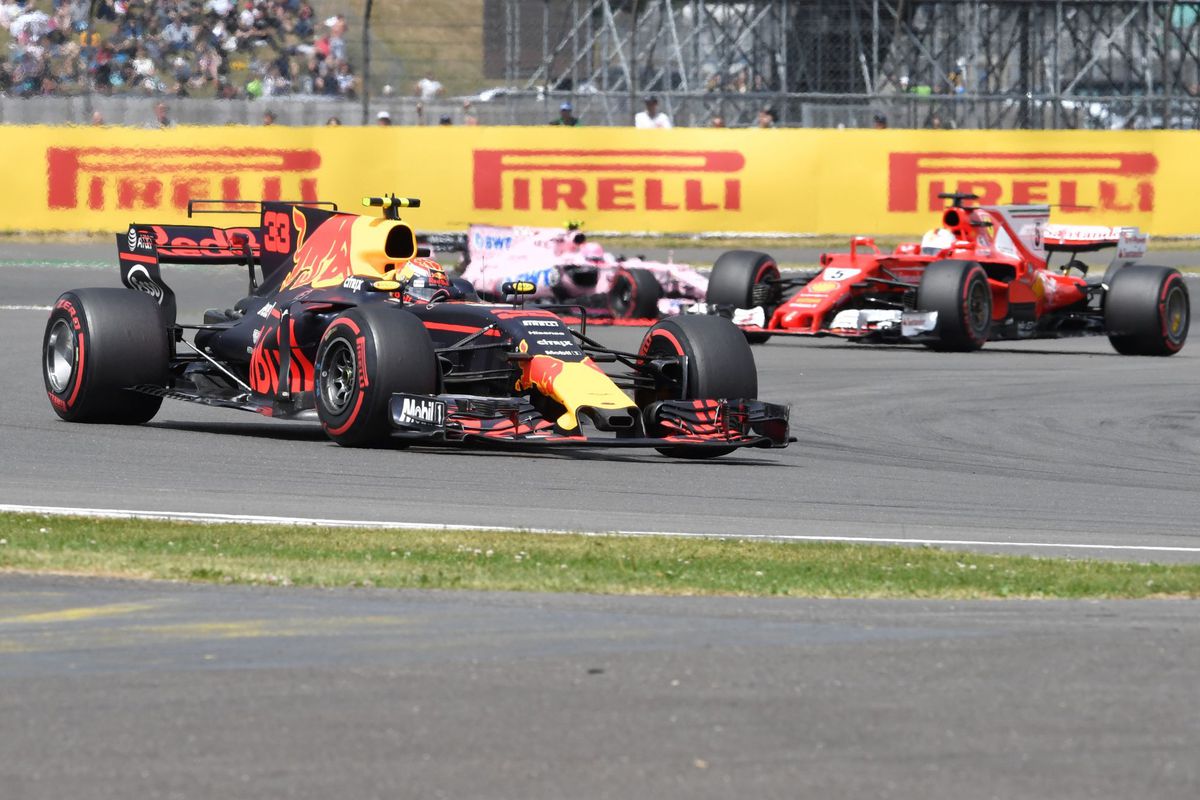 Verstappen neemt geklaag van Vettel niet meer serieus