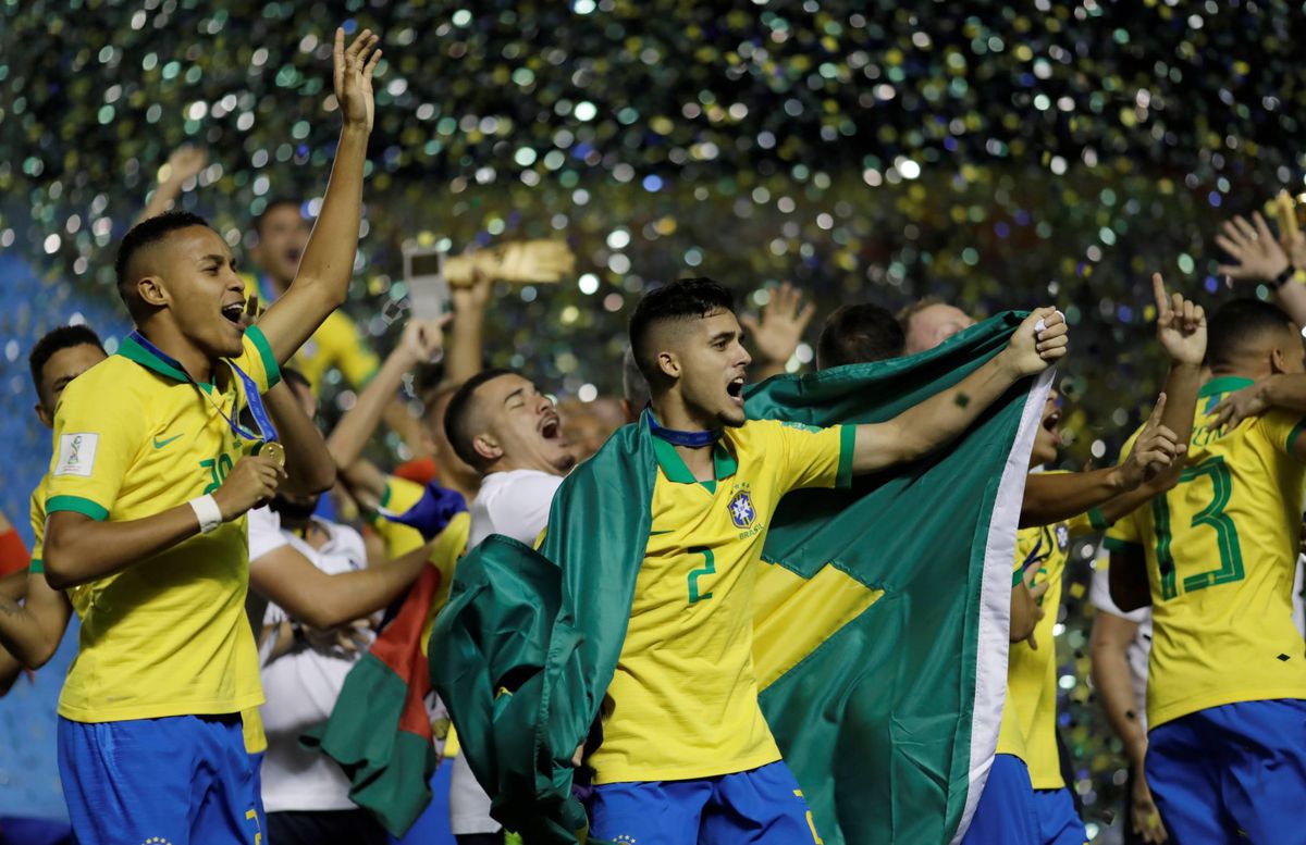 Brazilië onder-17 pakt wereldtitel na winst op Mexico