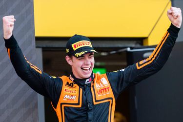 Nóg een Nederlander in Formule 2: ‘Zo blij met deze kans’