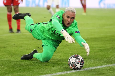 🤯 | Bizarre statistiek: Keylor Navas verloor nog NOOIT een tweeluik in de Champions League