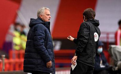 Mourinho over de VAR: 'De man met de fluit is niet meer de scheidsrechter'