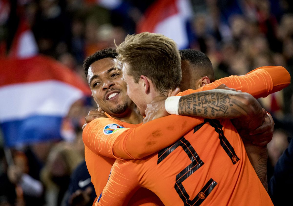 STEM! Met welke aanval moet Oranje gaan spelen tegen Wit-Rusland nu Memphis geblesseerd is?