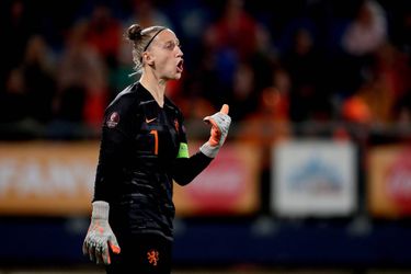 Selectie Oranje Leeuwinnen compleet na aansluiten beste keepster ter wereld