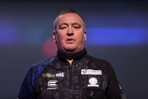 Titelverdediger Durrant beleeft nachtmerrie in Premier League Darts: 'Maakt mij kapot van binnen'