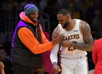 🎥| NBA: Anthony Davis en LeBron James gooien LA Lakers naar nieuwe zege