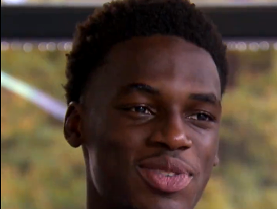 🎥 | AZ-speler Ernest Poku droomt wel heel groot met AZ: 'Wij kunnen Champions League winnen'