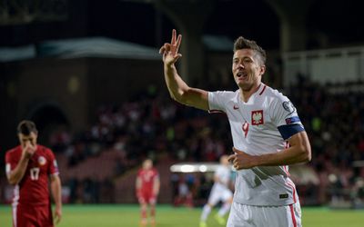 Armenië-killer Lewandowski is all-time topscorer van Pools elftal (video's)