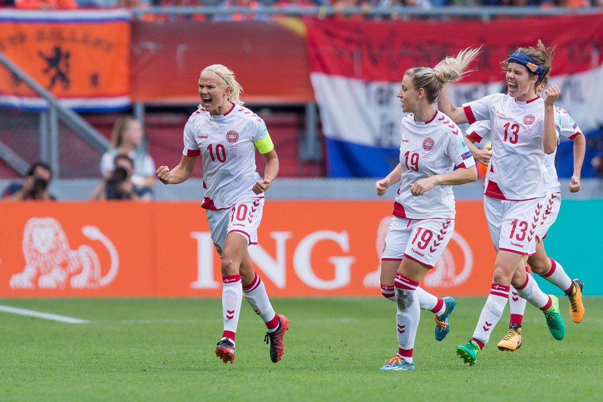 'Ruzie tussen Deense dames en voetbalbond legt bom onder oefeninterland Oranjedames'