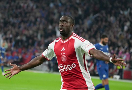 Ajax-aanvaller heeft nog een beetje hoop op de titel: 'Zal nooit zeggen dat het onmogelijk is'