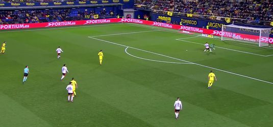 Valencia wint bij Villareal door deze gruwelijke blunder van Asenjo (video)