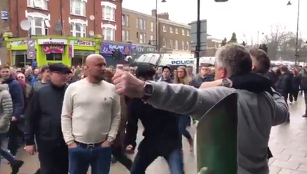 Hooligans Millwall doen naam eer aan met laffe daad (bizarre video!)