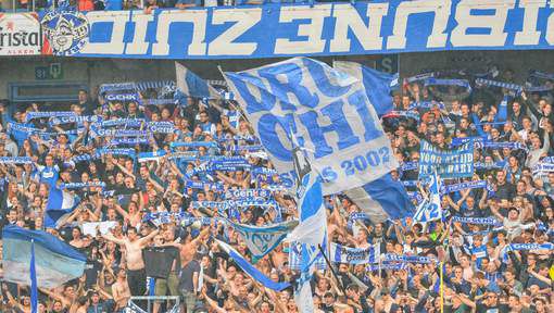 HAHA! Genk-fans gaan met vliegtuig naar Europa Leagueduel met Gent