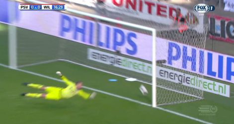 OEI! Zuiver doelpunt van Willem II tegen PSV niet gezien (video)