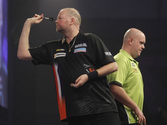 Dit weekend iets verder zappen dan RTL 7 om Van Gerwen-Van Barneveld live te zien