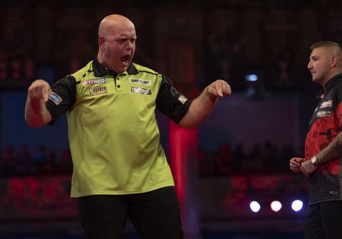 TV-gids: zo laat op deze zender is Michael van Gerwen in halve finale World Matchplay