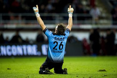 Keeper Coosemans helpt met assist Mechelen aan een punt (video)