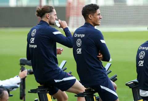 Deze Fransman mist zondag de finale van de Nations League na positieve test