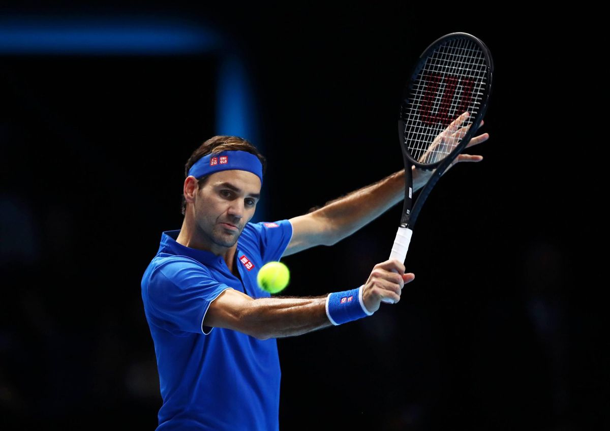 Federer heeft genoeg aan winst in 1ste set voor plek bij laatste 4 ATP Finals