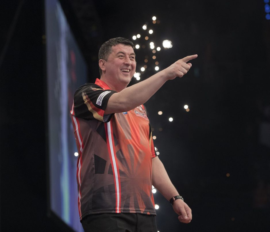 Suljovic speelt gefrustreerde Wade kapot in Belfast