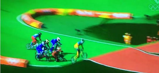 Shit! Van Gendt en Kimmann crashen hard in kwartfinale (video)