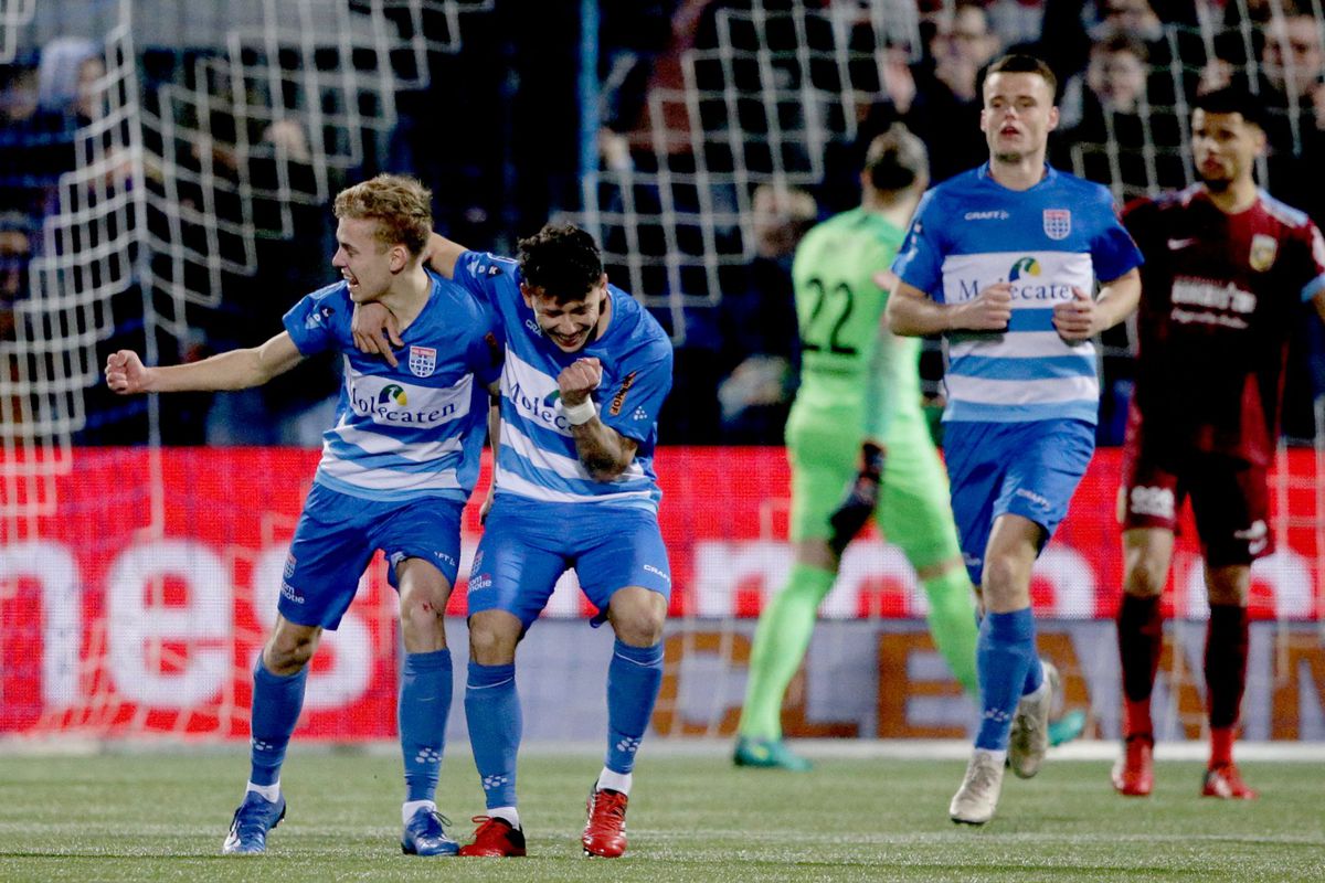 🎥 | Knotsgek einde bij PEC Zwolle tegen Vitesse: 3 goals in blessuretijd