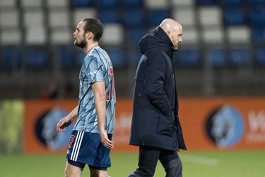 Ten Hag na gelijkspel: ‘De energie was misschien op, maar daar mag je niet aan toegeven’