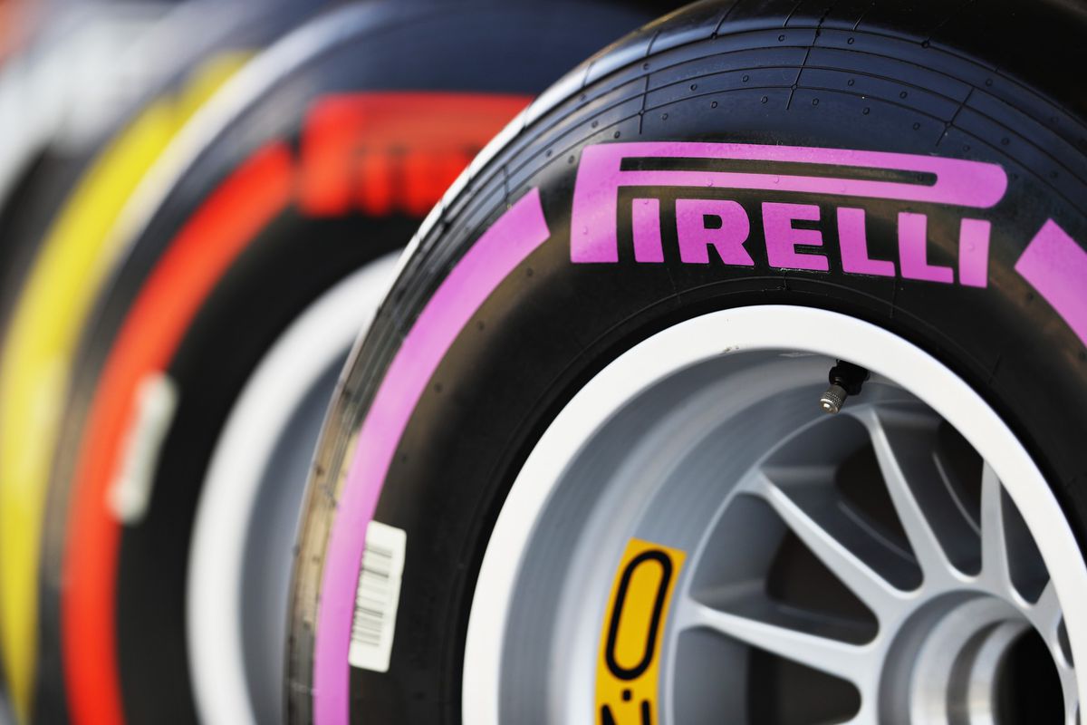 Verstappen en Ricciardo gokken op ultrasofts in Oostenrijk, Ferrari en Mercedes wat voorzichtiger
