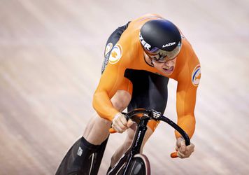 Lavreysen en Hoogland razendsnel in kwalificaties sprint bij WK baanwielrennen