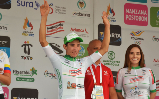 Domme Colombiaan (20) ziet Europese wielerdoorbraak mislukken door dopinggebruik