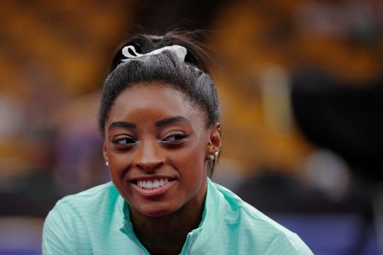 Topturnster Simone Biles (22) beëindigt na Spelen van Tokio olympische carrière