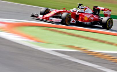 Eigenaar F1 reageert op dreigement van Ferrari: 'We willen niet 20 dezelfde auto's'