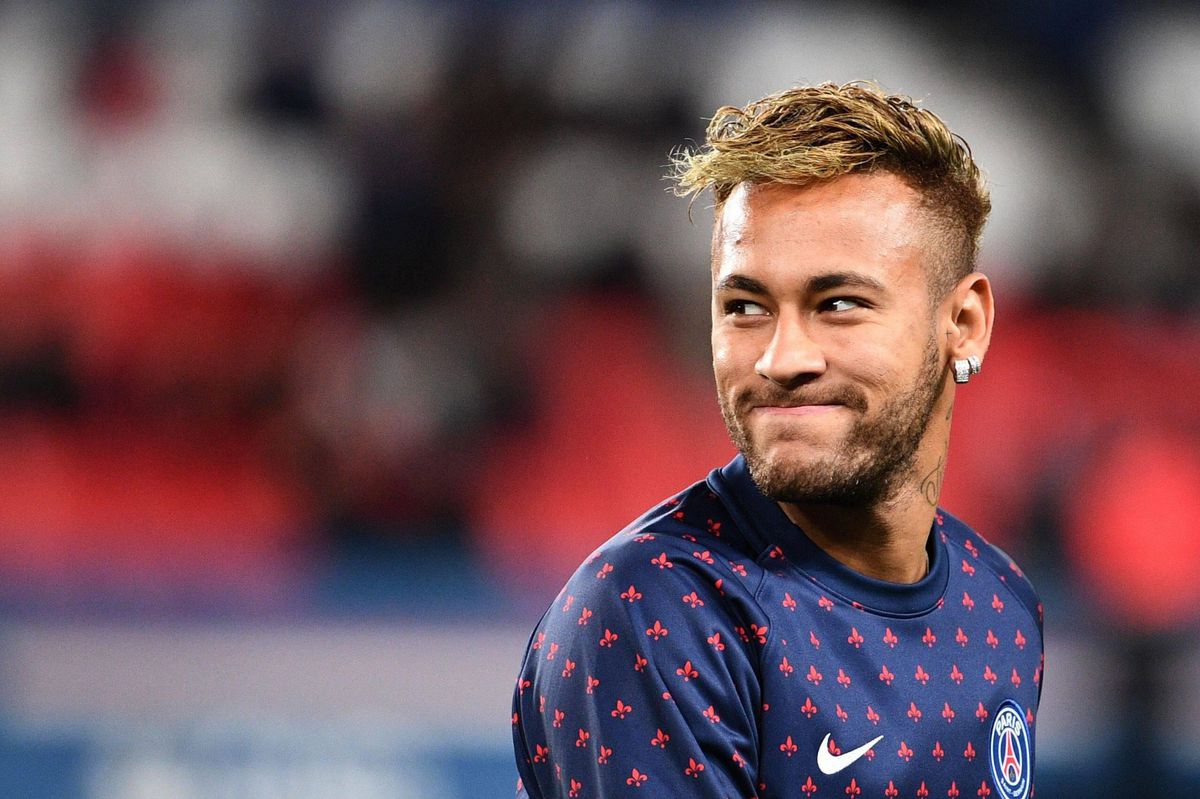 Neymar niet in PSG-selectie door transferontwikkelingen (video)