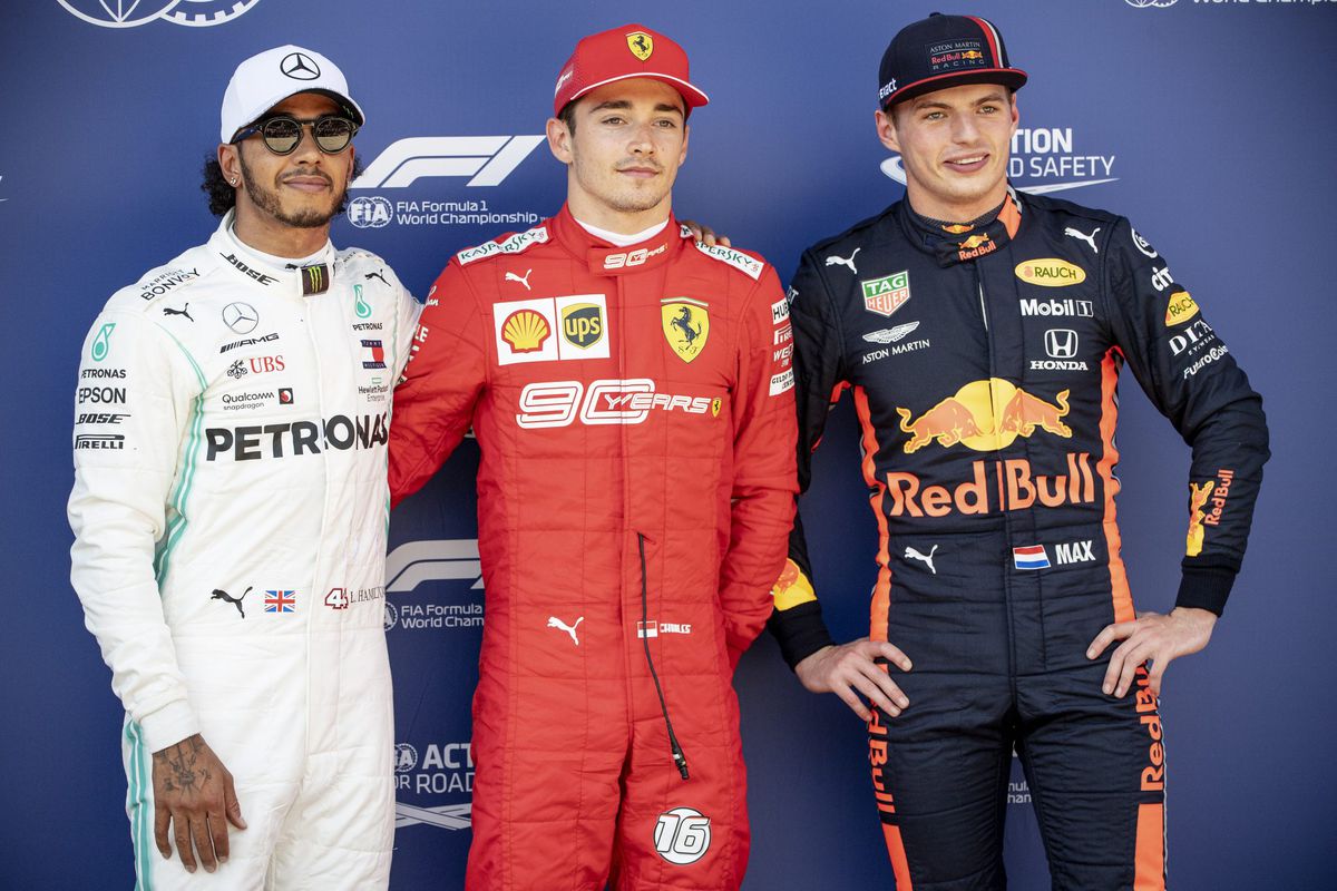 Verstappen over Hamilton en Leclerc: 'In zelfde auto ben ik 2 tienden sneller'