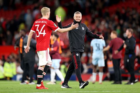 ManUnited-trainer over boze Donny van de Beek: ‘Positieve energie nodig om succesvol te zijn’