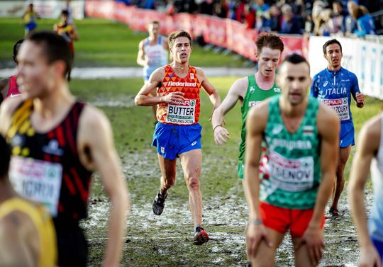 Halve marathon Egmond aan Zee krijgt er een paar mooie lopers bij