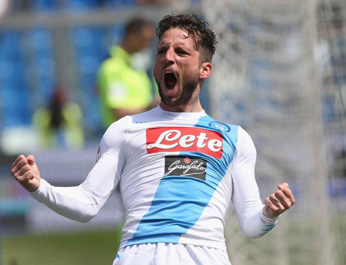 'Dries Mertens gaat contract verlengen bij Napoli'