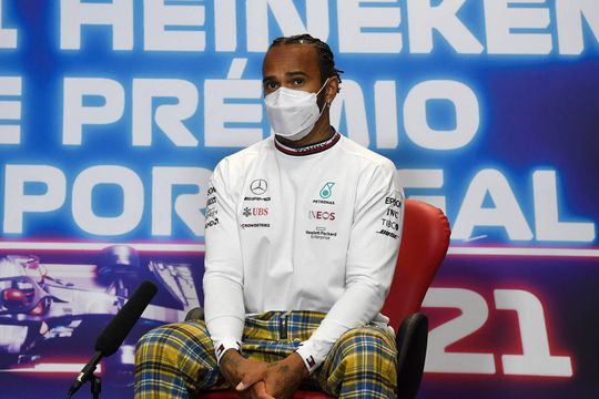Ook Lewis Hamilton doet mee aan social media boycot: 'Een antiracistische samenleving creëren'