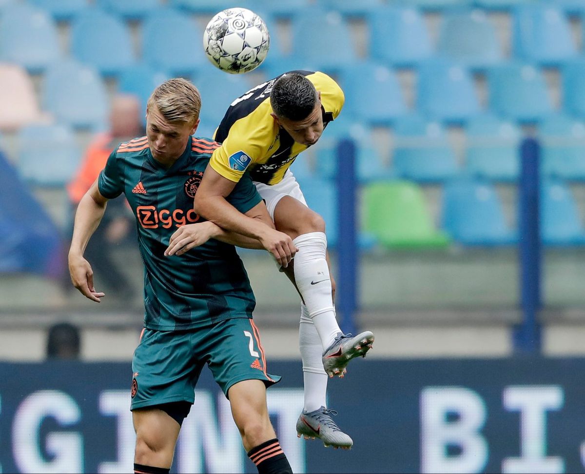 Slordig Ajax morst bij Vitesse direct punten in 1e speelronde Eredivisie