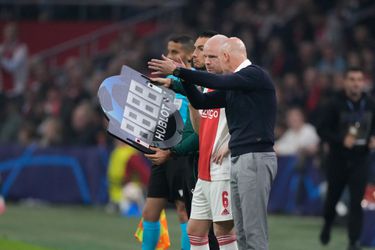 Dit is de opstelling van Ajax tegen Borussia Dortmund: Ten Hag kiest voor dit middenveld