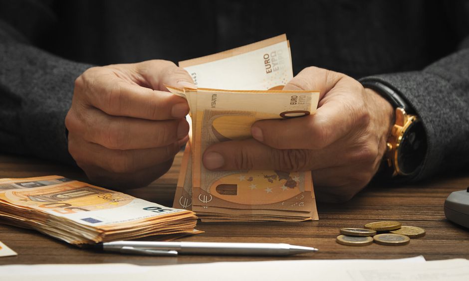 Zaakwaarnemers verdienden in 2023 een recordbedrag aan transfers: 814 miljoen euro