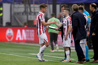 'Willem II wil Peters niet meer als aanvoerder, tot onvrede van spelers'