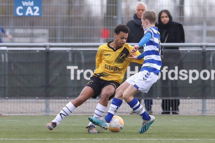 PSV kaapt 14-jarige Jevon Simons weg bij NAC Breda