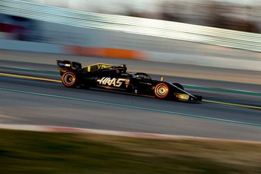 Sponsor van Haas doet kinderachtig tegen Red Bull