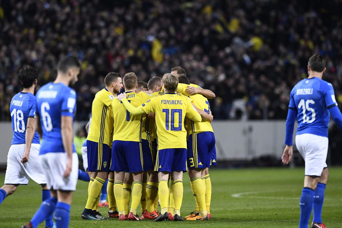 Zweden neemt de leiding in 'provocerend potje' tegen Italië (video's)