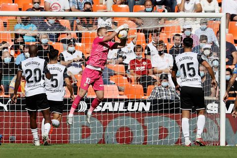 🎥 | Jasper Cillessen en Valencia houden punt over na comeback in extra tijd