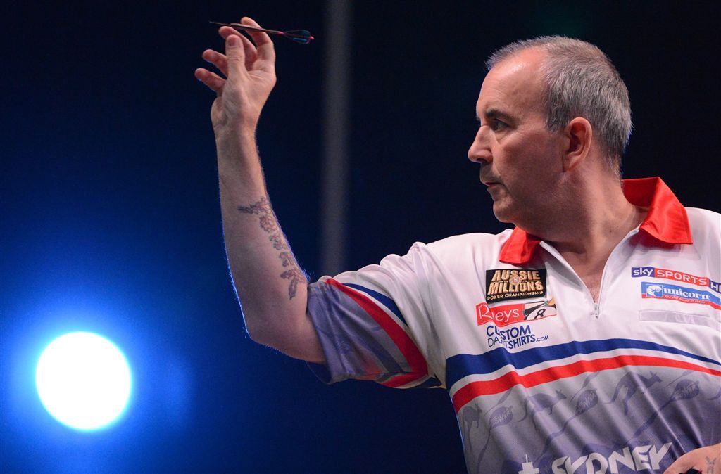 Phil Taylor gooit 9-darter tijdens World Matchplay