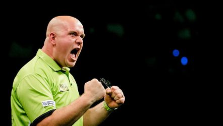 Van Gerwen dendert over Price heen en is klaar voor Klaasen