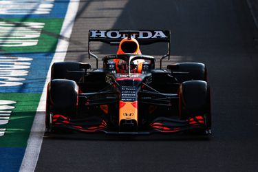 🎥 | Hamilton begint vooraan bij sprintrace op Silverstone, Verstappen start als 2e