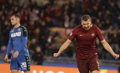 Strootman en Roma winnen van Letschert en wippen over Napoli heen